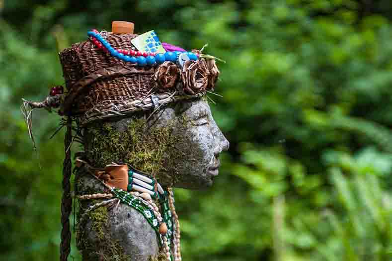The original Amanda Statue and Tar Heel