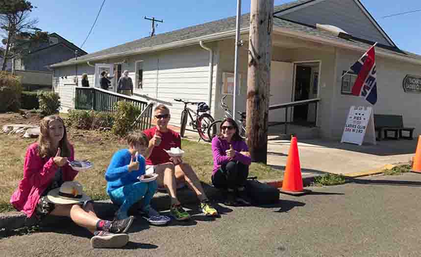 Ladies Club Pie & Ice Cream Social 2018