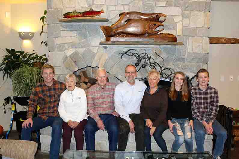 Three Generations of Roslunds